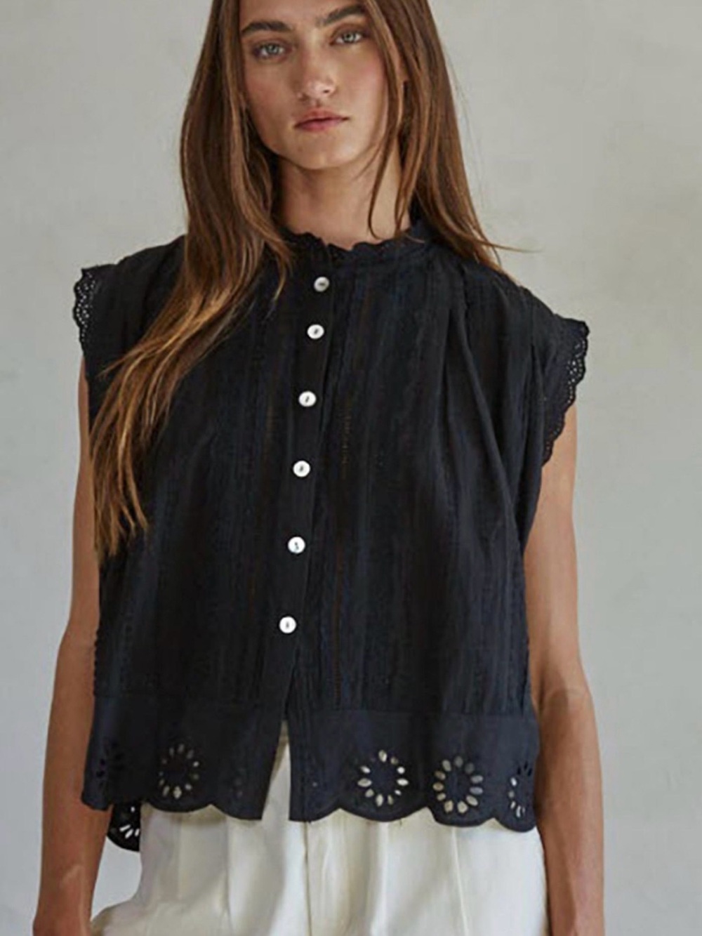 A631. Cotton Crochet-trim Sleeveless Blouse